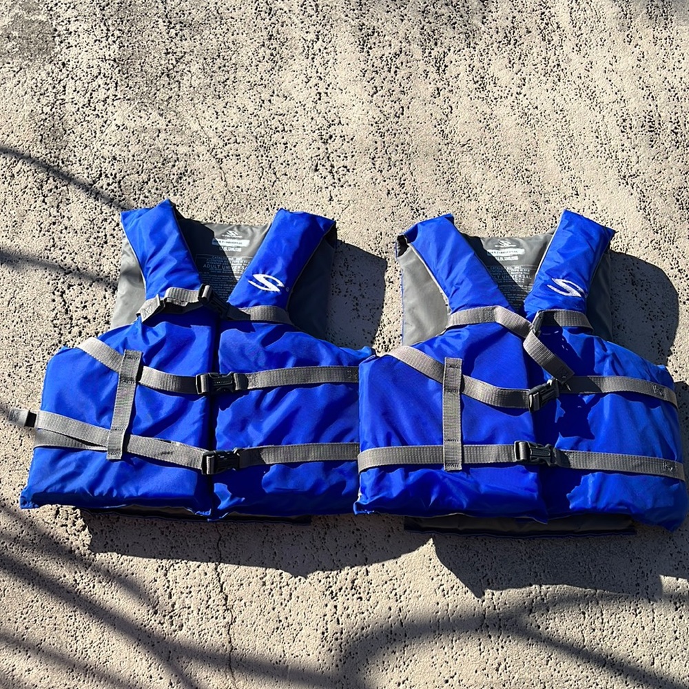 Stearns adult Universal floatation life jacket